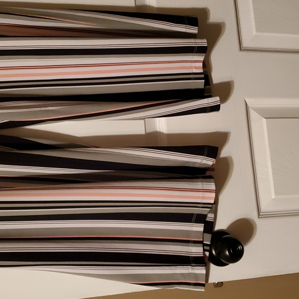 Womens pants - Picture 2 of 4